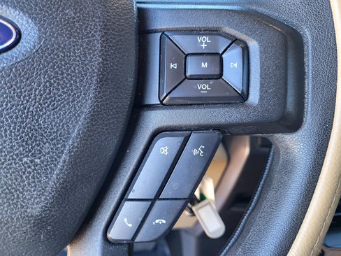 Used 2019 Ford F150 XLT image 28