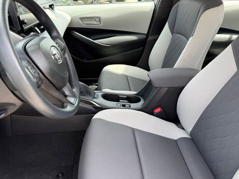 Used 2026 Toyota Corolla LE FWD image 9