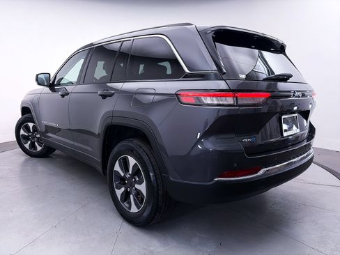 Used 2022 Jeep Grand Cherokee Limited 4xe AWD/4WD image 2