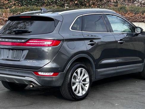 Used 2018 Lincoln MKC Select w/ Select Plus Package image 5