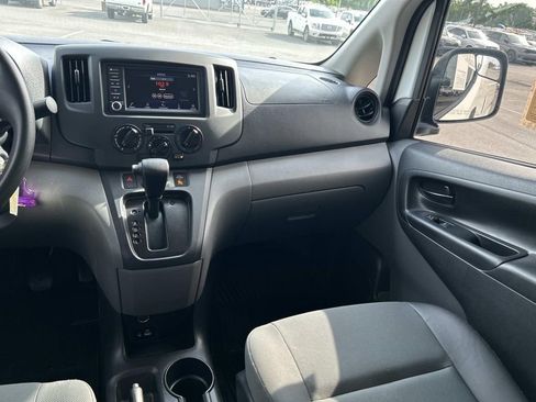 Used 2021 Nissan NV200 S FWD image 20