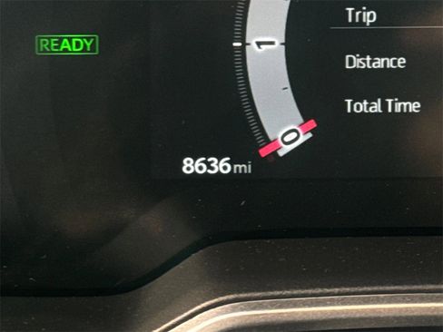 Certified 2024 Toyota Corolla Cross XSE image 16