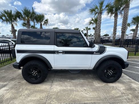 Used 2023 Ford Bronco Black Diamond AWD/4WD image 4