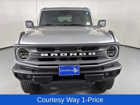 Used 2024 Ford Bronco Big Bend AWD/4WD image 4