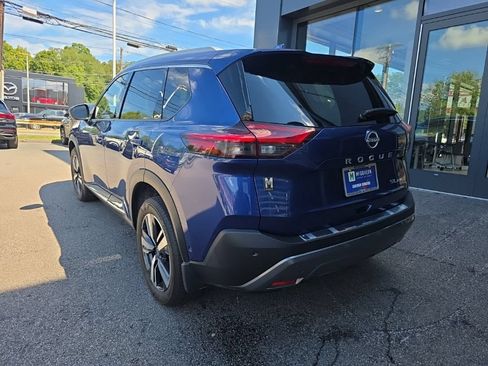 Used 2023 Nissan Rogue SL w/ SL Premium Package AWD/4WD image 4