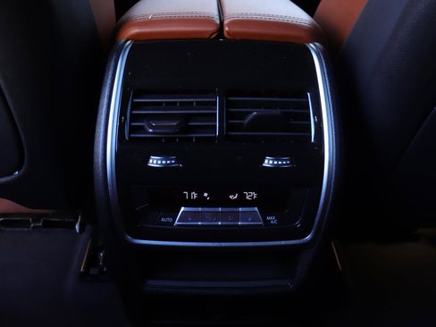 Used 2022 BMW X5 xDrive40i w/ M Sport Package image 22