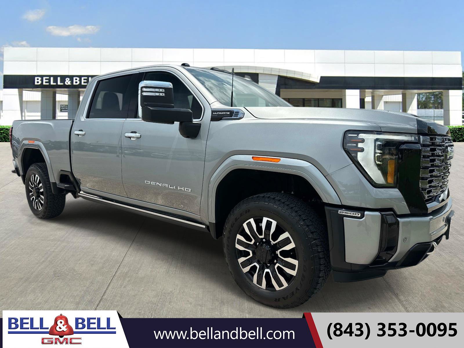 Used 2026 GMC Sierra 2500 Denali Ultimate w/ Max Trailering Package AWD/4WD image 1