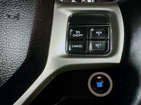 Used 2018 RAM 2500 Laramie w/ Convenience Group image 36