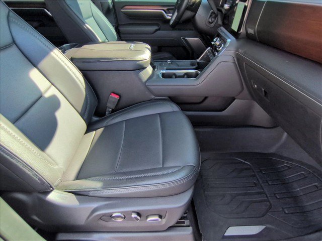 Used 2025 GMC Sierra 3500 Denali w/ Denali Reserve Package AWD/4WD image 20
