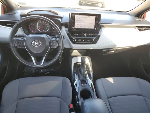 Used 2022 Toyota Corolla SE image 15