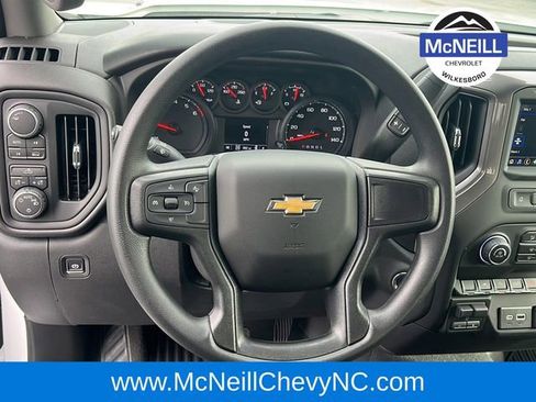 Used 2025 Chevrolet Silverado 1500 Custom w/ Turbomax Blackout Package image 24