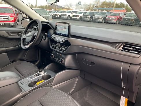 New 2026 Ford Escape Active w/ Cold Weather Package image 9