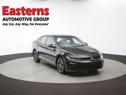 Used 2025 Volkswagen Jetta Sport FWD image 49