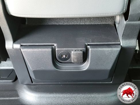 Used 2025 Ford F150 XL RWD image 16