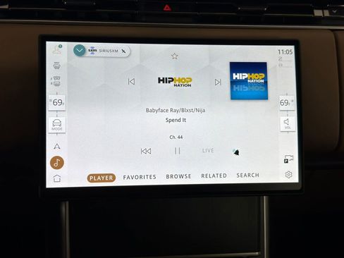 New 2025 Land Rover Range Rover SE image 24