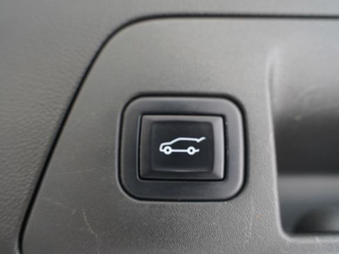 Used 2022 Buick Envision Preferred FWD image 37