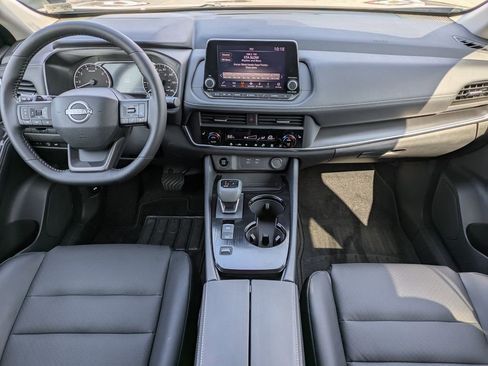 Certified 2025 Nissan Rogue SV w/ SV Premium Package image 29