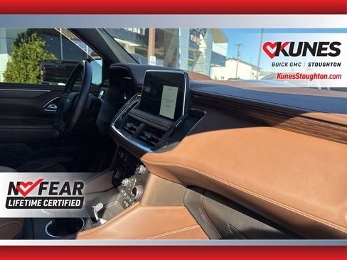Used 2024 Chevrolet Suburban High Country image 56