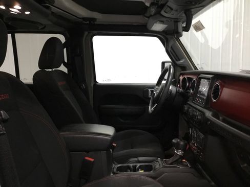 Used 2022 Jeep Wrangler Unlimited Rubicon w/ Xtreme Recon 35" Tire Package AWD/4WD image 19