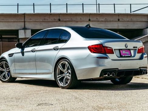 Used 2013 BMW M5 RWD image 45