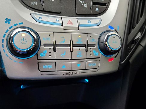 Used 2015 Chevrolet Equinox LTZ image 42