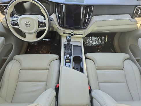 Used 2021 Volvo XC60 T5 Inscription w/ Advanced Package image 9