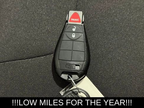 Used 2021 Jeep Cherokee Latitude FWD image 31