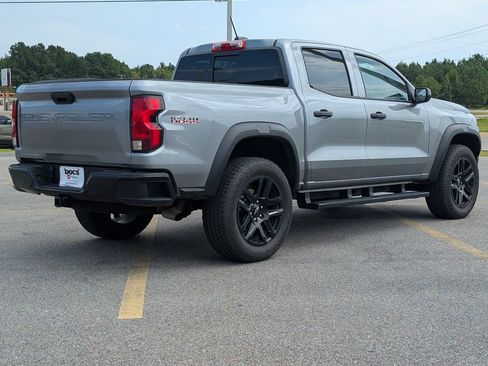 Used 2025 Chevrolet Colorado Trail Boss AWD/4WD image 5