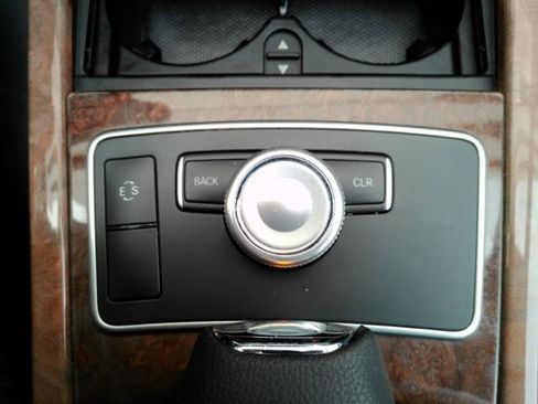 Used 2012 Mercedes-Benz E 350 4MATIC image 43