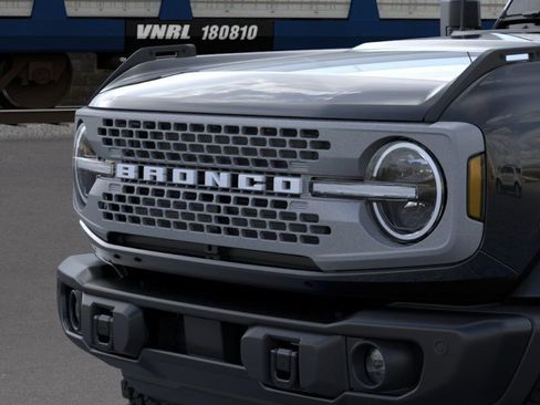 New 2026 Ford Bronco Badlands AWD/4WD image 20