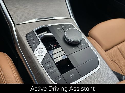 Certified 2025 BMW 330i xDrive 330i xDrive w/ Premium Package image 27