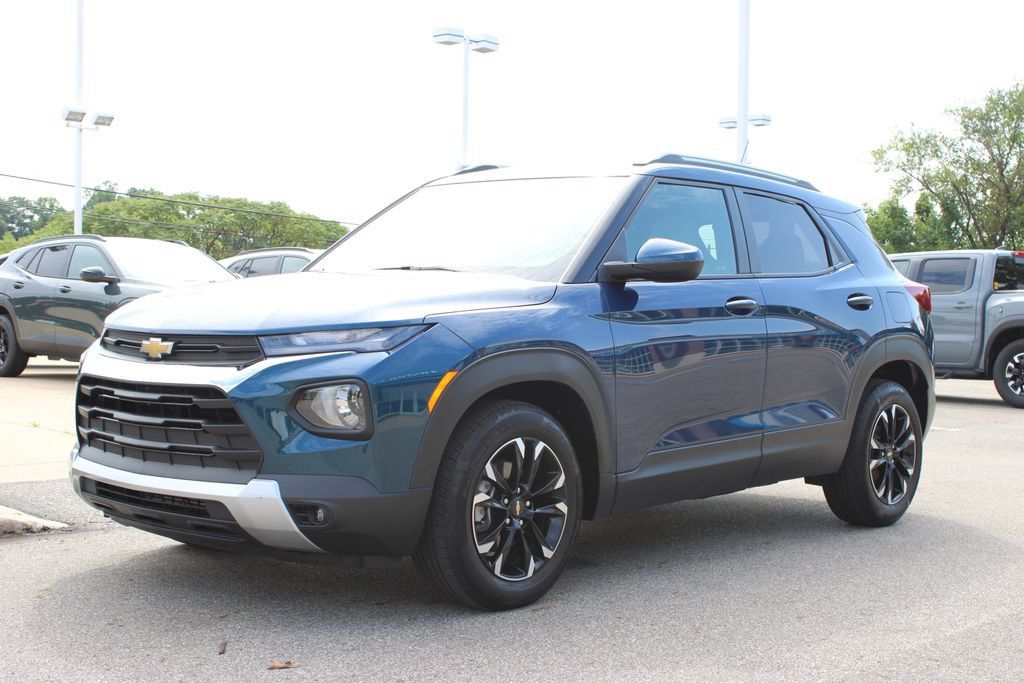 Used 2021 Chevrolet TrailBlazer LT w/ Convenience Package FWD image 7