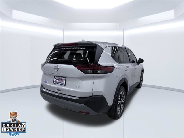 Used 2022 Nissan Rogue SV FWD image 2