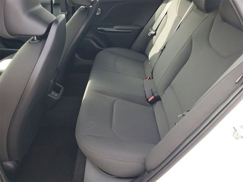 New 2026 Kia K4 LX image 20