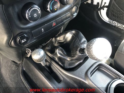 Used 2014 Jeep Wrangler Unlimited Sport AWD/4WD image 18