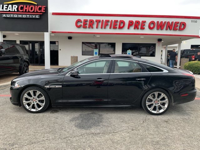 Used 2019 Jaguar XJ Supercharged RWD image 46