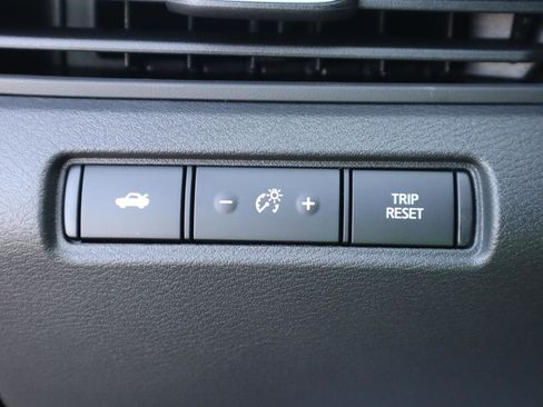 New 2025 Nissan Altima 2.5 SR w/ SR Premium Package image 31