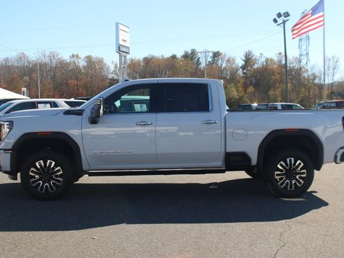 New 2026 GMC Sierra 2500 Denali Ultimate image 4
