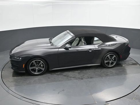 Used 2024 Ford Mustang Premium image 41