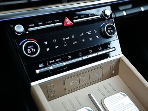 New 2026 Hyundai Santa Fe Calligraphy image 15