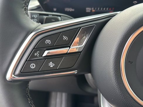 Used 2025 Buick Enclave Preferred image 24