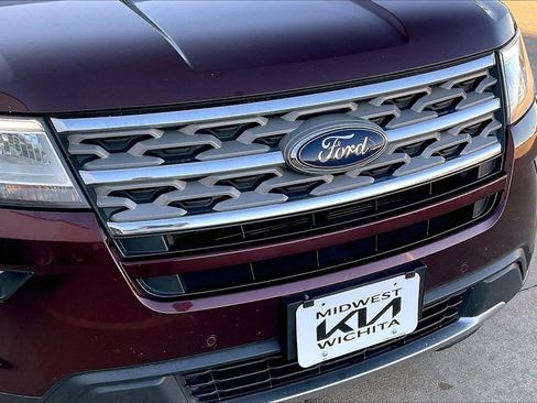 Used 2018 Ford Explorer XLT w/ Equipment Group 202A image 31