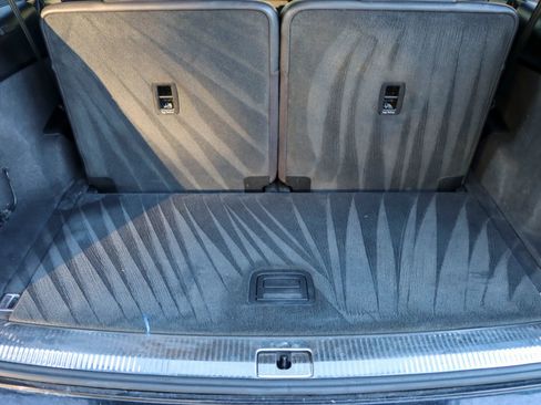 Used 2017 Audi Q7 3.0T Premium Plus w/ Premium Plus Package image 30