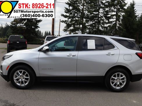 Used 2022 Chevrolet Equinox LT w/ Driver Convenience Package AWD/4WD image 5