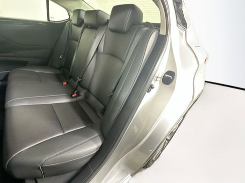 Used 2021 Lexus ES 350 w/ Accessory Package FWD image 26