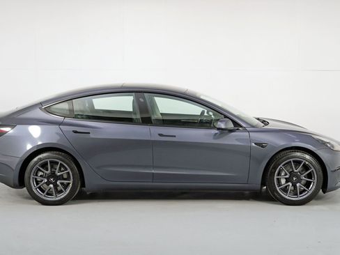 Used 2023 Tesla Model 3 Standard Range image 54