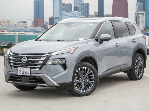 Used 2025 Nissan Rogue SL w/ Tech Package AWD/4WD image 1