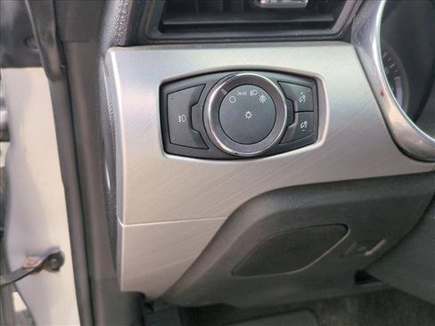 Used 2018 Ford Mustang Premium RWD image 13