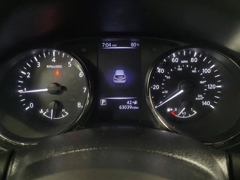 Used 2017 Nissan Rogue Sport SV FWD image 23