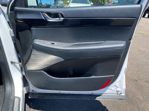 Used 2021 Hyundai Palisade Limited FWD image 18